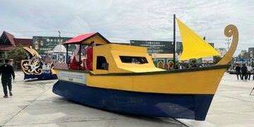 POLEMIK MOBIL HIAS KAFILAH KETAPANG PADA MTQ PROVINSI KALBAR KE-33 DI KAPUAS HULU KIAN MEMANAS. 2.2 MILIAR DIPERTANYAKAN