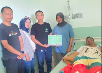 Salut, Gojek Beri Pendampingan & Dana Santunan Bagi Ojol Pontianak & Keluarga