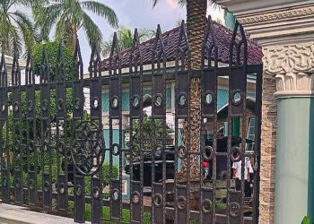 KPK GELEDAH RUMAH PRIBADI RIA NORSAN