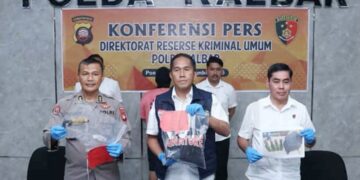 POLDA KALBAR: 105 ORANG DITANGKAP, 4 JADI TERSANGKA SAAT DEMO DI KALBAR